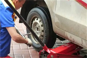 潜山附近拖车24小时服务热线电话