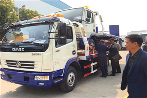 潜山汽车道路救援拖车价格